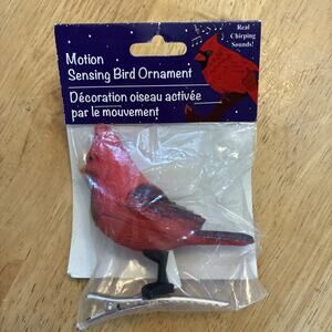 Motion Sensing Chirping Red Cardinal Song Bird Clip Ornament NEW!!! Ships ASAP